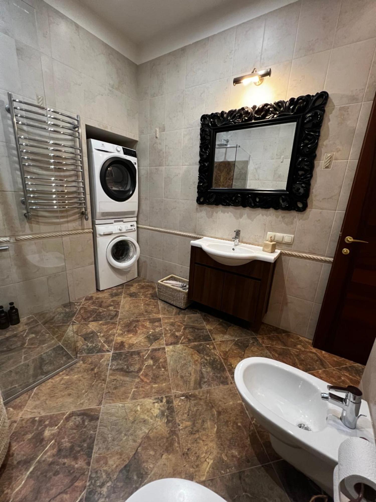 Luxury Old Town Apartment Аеропорт Вільнюс Екстер'єр фото